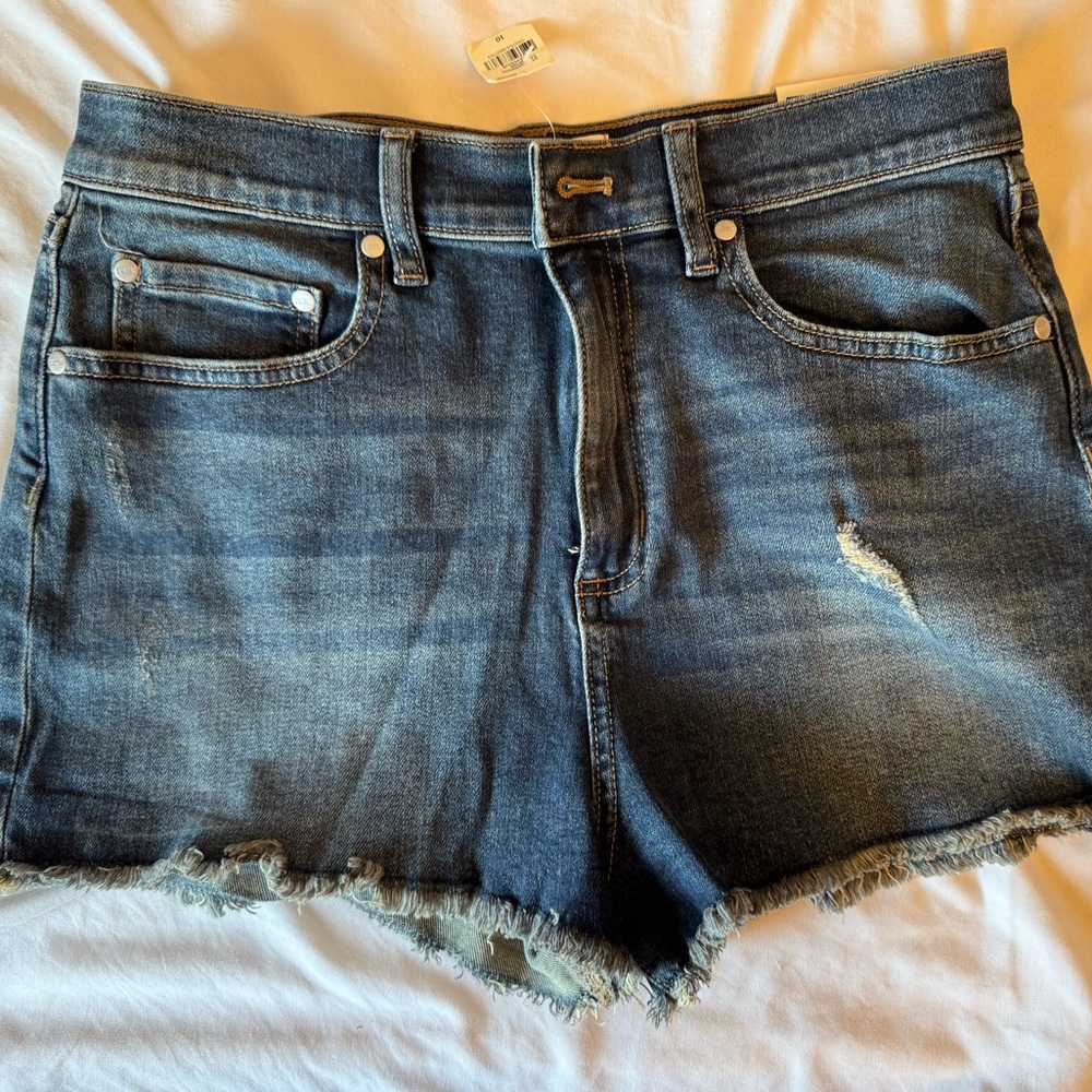 Victoria’s Secret Pink Denim Shorts NWT